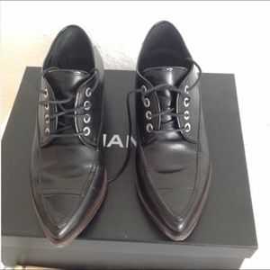 Chanel leather Oxford laceup shoes size7